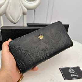 Picture of Versace Wallets _SKUfw142364974fw